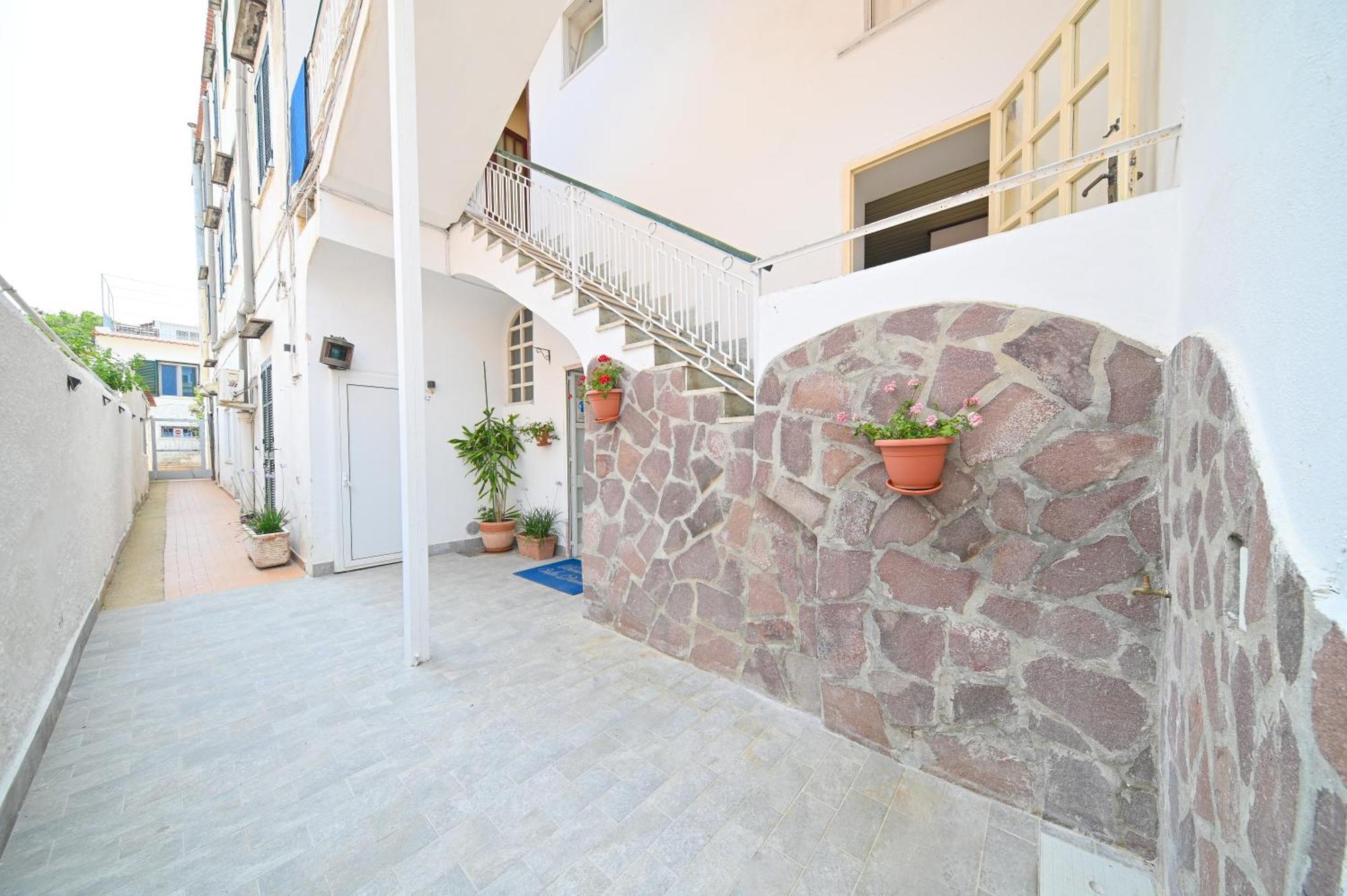 Villa Diana - Beach & Rooms Ischia Dış mekan fotoğraf