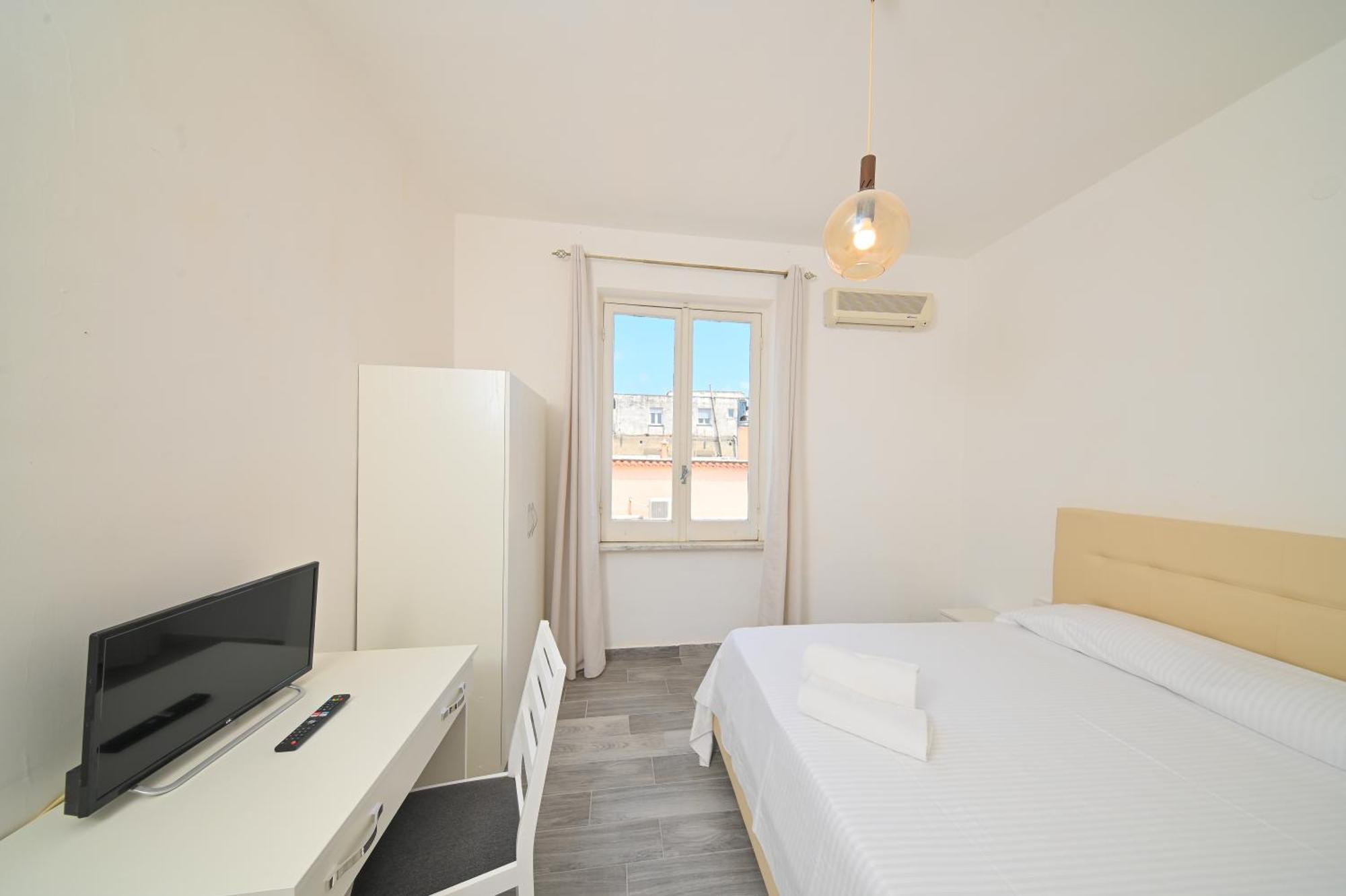 Villa Diana - Beach & Rooms Ischia Dış mekan fotoğraf